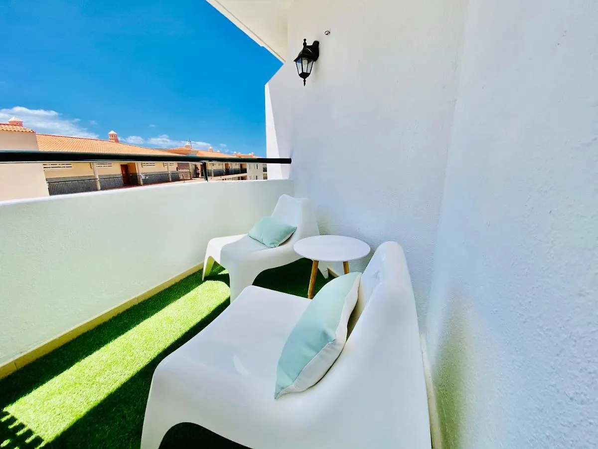 Vacation Home 1 Bed Los Cristianos Appartamento
